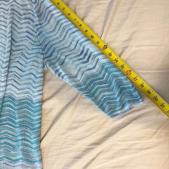 Chico’s Women’s Size 3XL Blue Wavy Blue Striped Open Cardigan Sweater - Picture 7 of 8